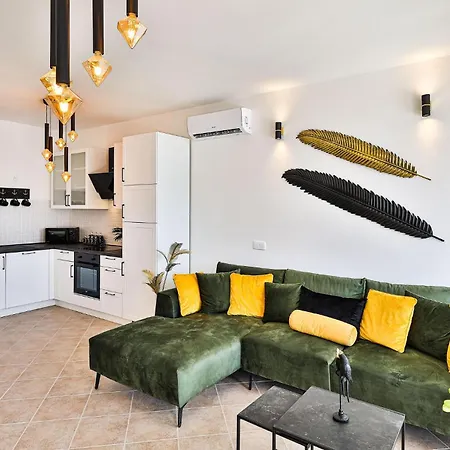3 Bedroom In Apartment