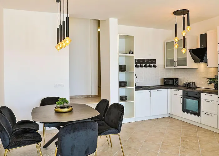 3 Bedroom In *