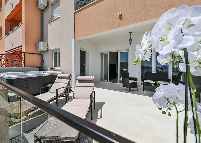 3 Bedroom In شقة