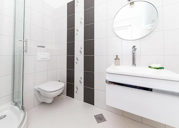 3 Bedroom In شقة *