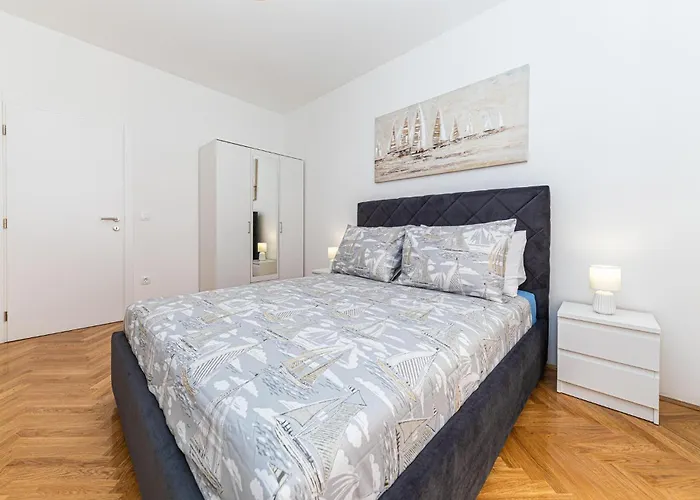 3 Bedroom In شقة